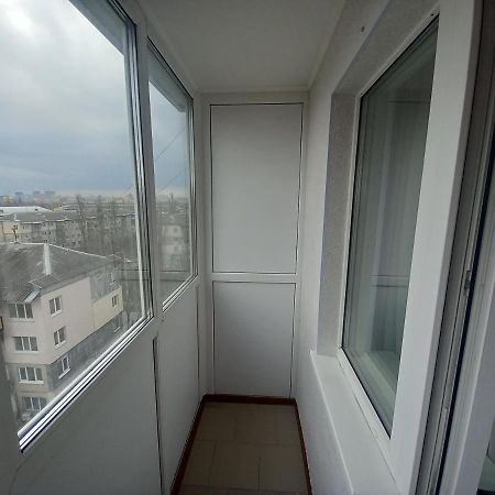 Apartment Darnitca Kiev Luaran gambar