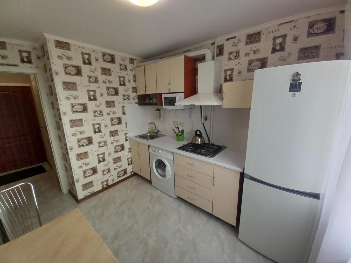 Apartment Darnitca Kiev Luaran gambar